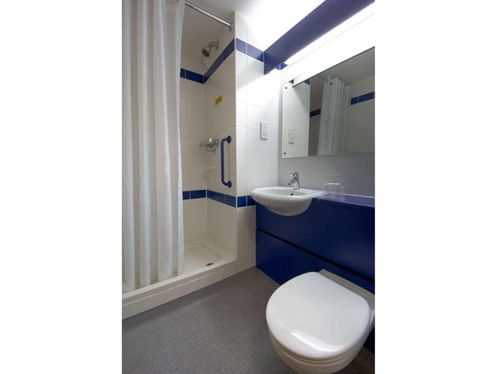 Travelodge Harlow Chambre photo