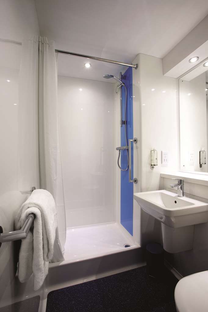 Travelodge Harlow Chambre photo